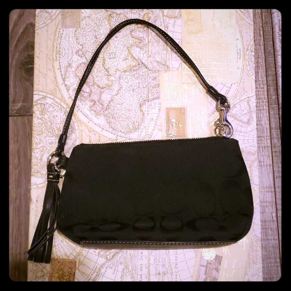 Coach wristlet/clutch